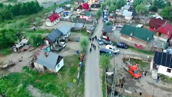 Romania: 38 detained over `slaves` chained up, forced to beg